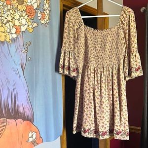 Off the shoulder Floral Dress in a Large